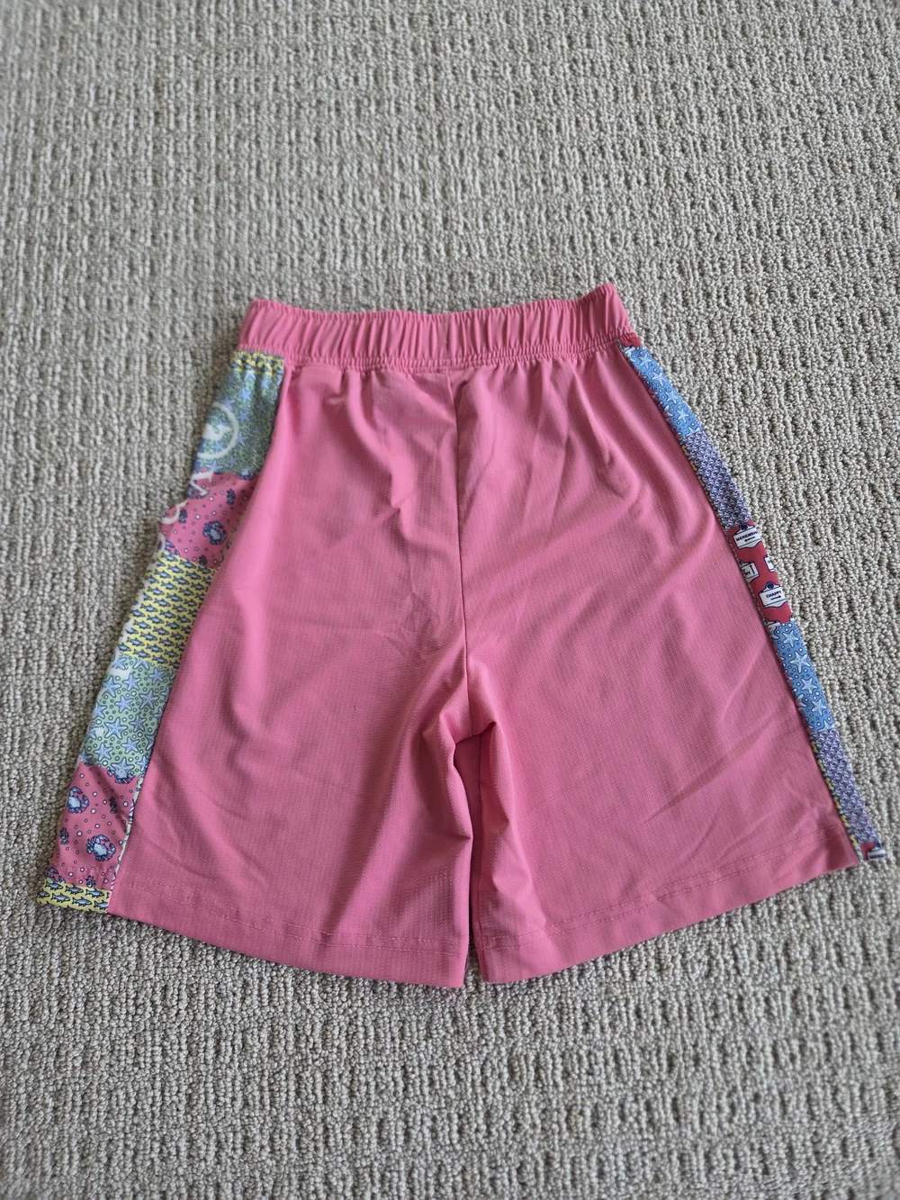 Vineyard Vines Performance Shorts Size Small (8-10)